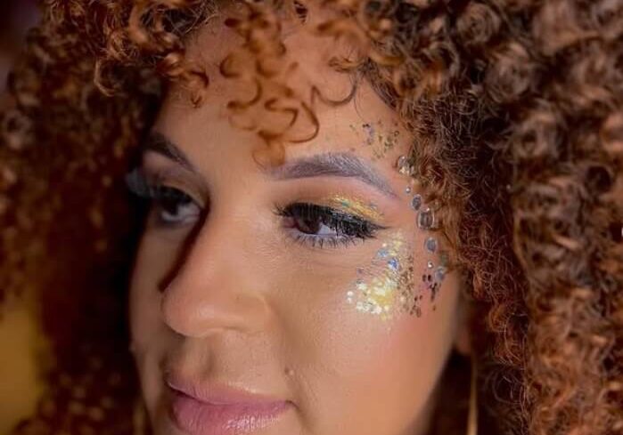 Glitter Glam Station